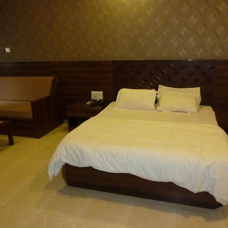 מומביי Hotel Regal Palace חדר תמונה