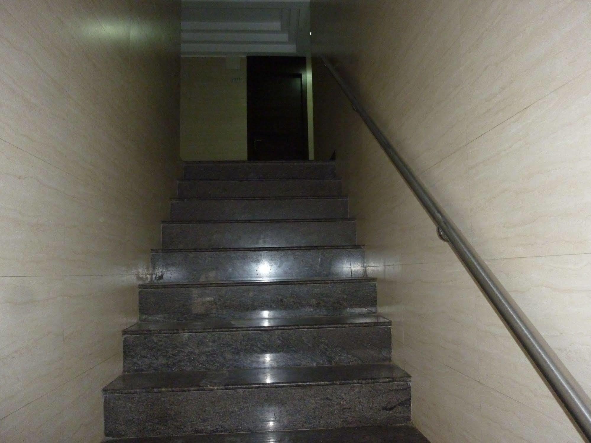 מומביי Hotel Regal Palace מראה חיצוני תמונה